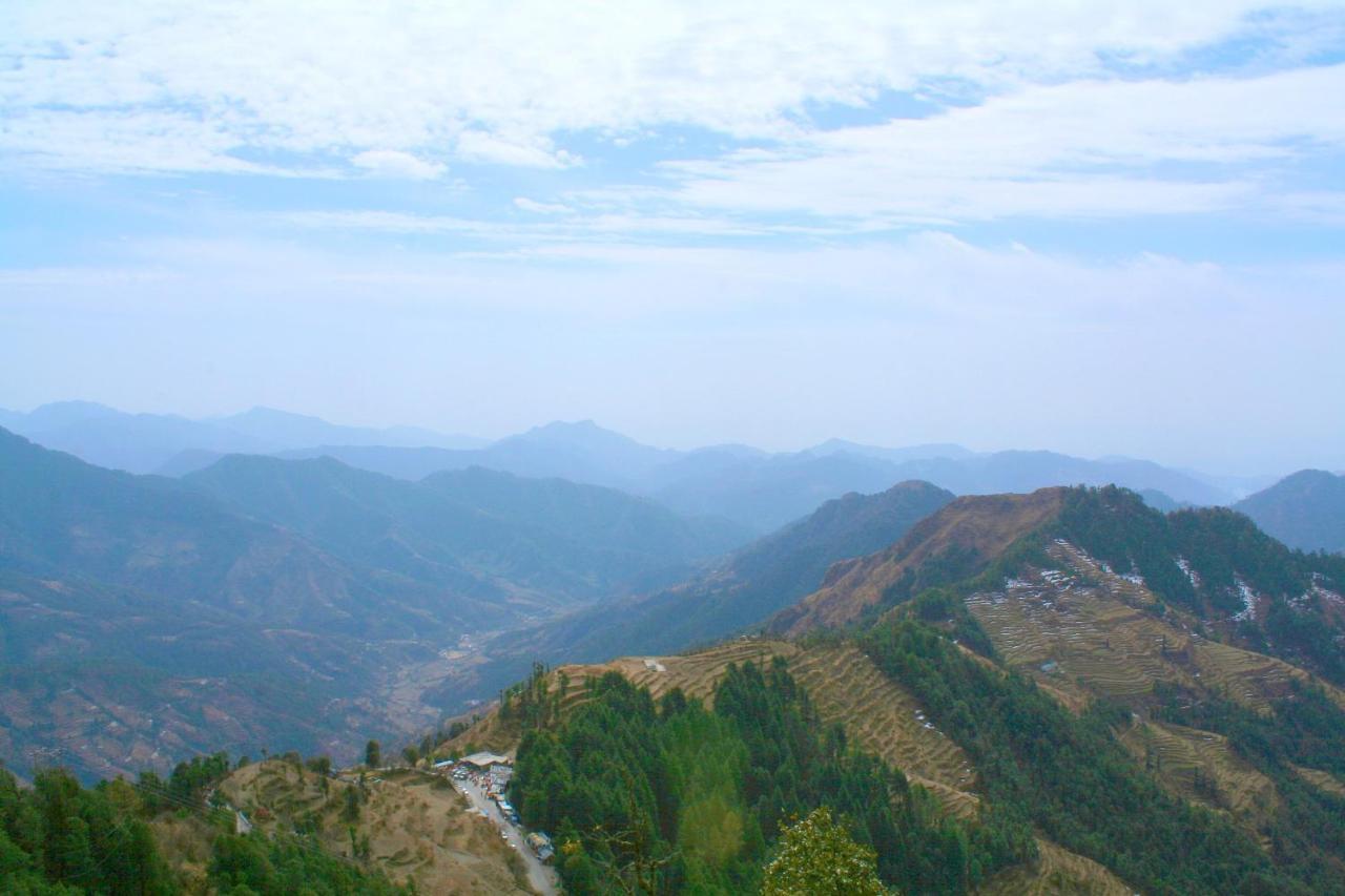 La Riqueza Dhanolti View # Near To Eco Park & Surkanda Devi Temple # Mountain View Rooms With Balcony # Big Parking # Customer Favourite Hotel Dhanaulti Extérieur photo