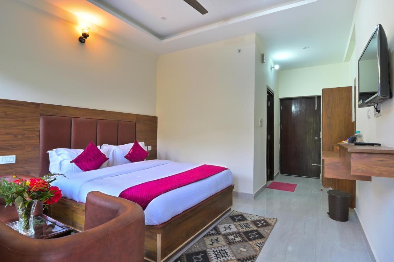 La Riqueza Dhanolti View # Near To Eco Park & Surkanda Devi Temple # Mountain View Rooms With Balcony # Big Parking # Customer Favourite Hotel Dhanaulti Extérieur photo